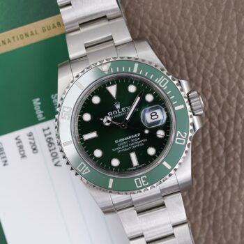 Rolex Submariner 116610LV Hulk Like New 2017