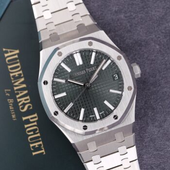 Audemars Piguet Royal Oak 15510ST.OO.1320ST.09 Green Dial Like New 2024