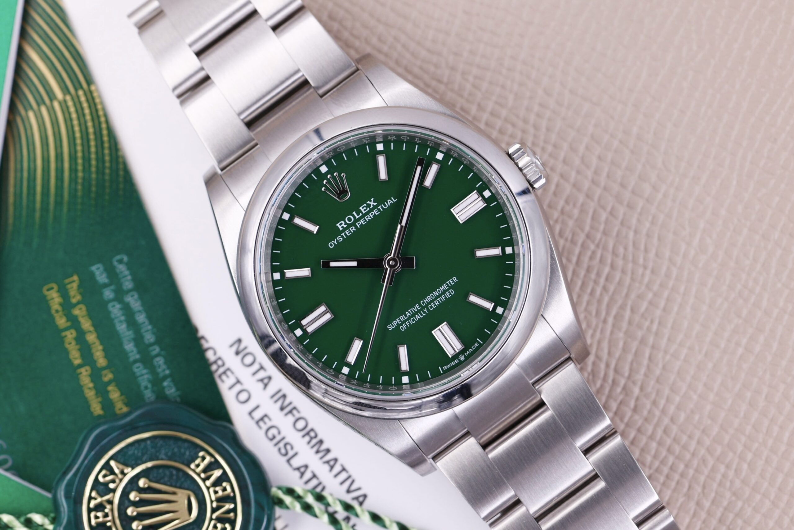 Rolex Oyster Perpetual 36 126000 Green Dial NEW 2025 Rolex Oyster Perpetual 36 126000 Green Dial NEW 2025