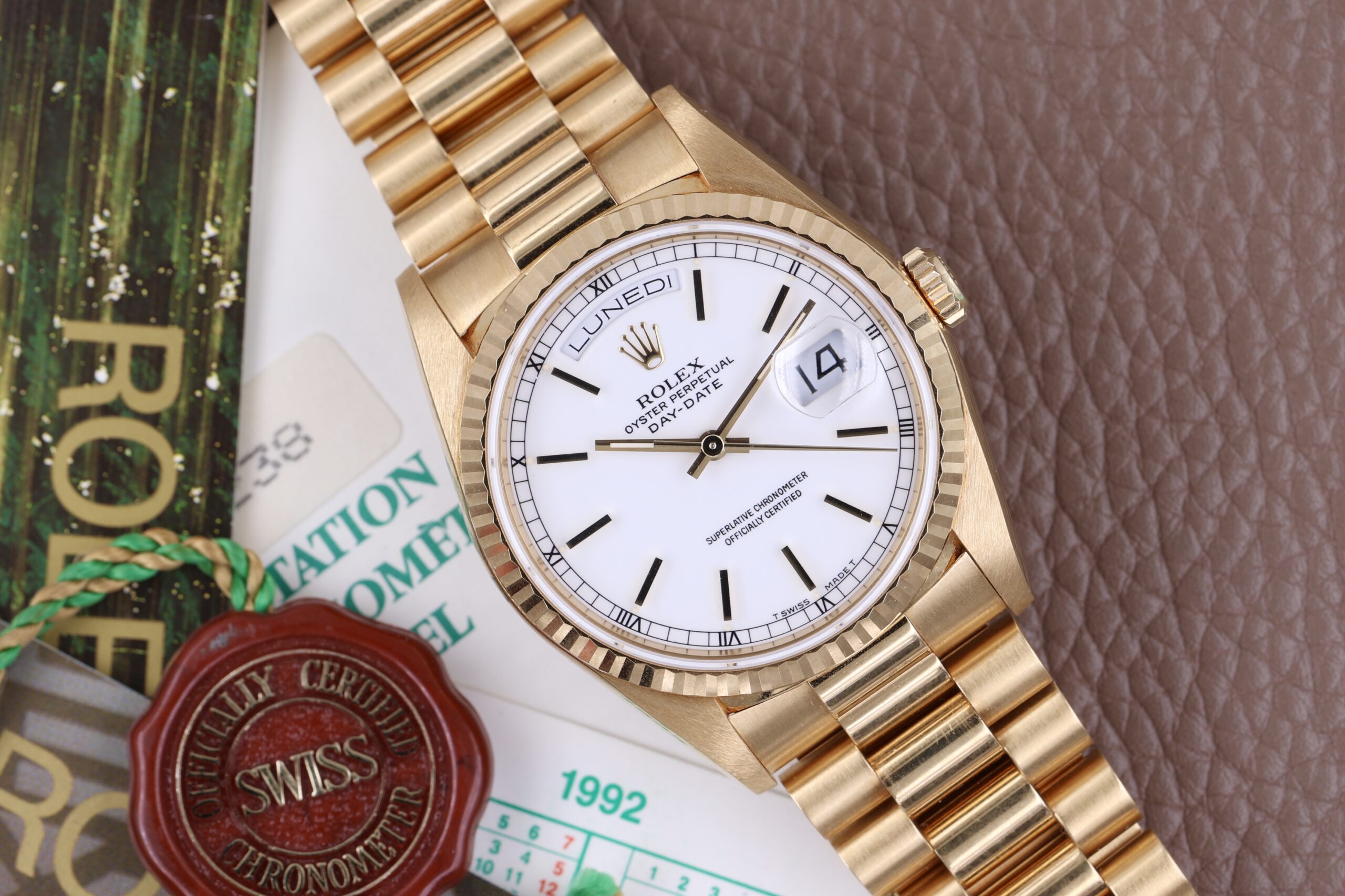 Rolex Day-Date 18238 White Porcelain Dial Full Set Unpolished 1991 Rolex Day-Date 18238 White Porcelain Dial Full Set Unpolished 1991