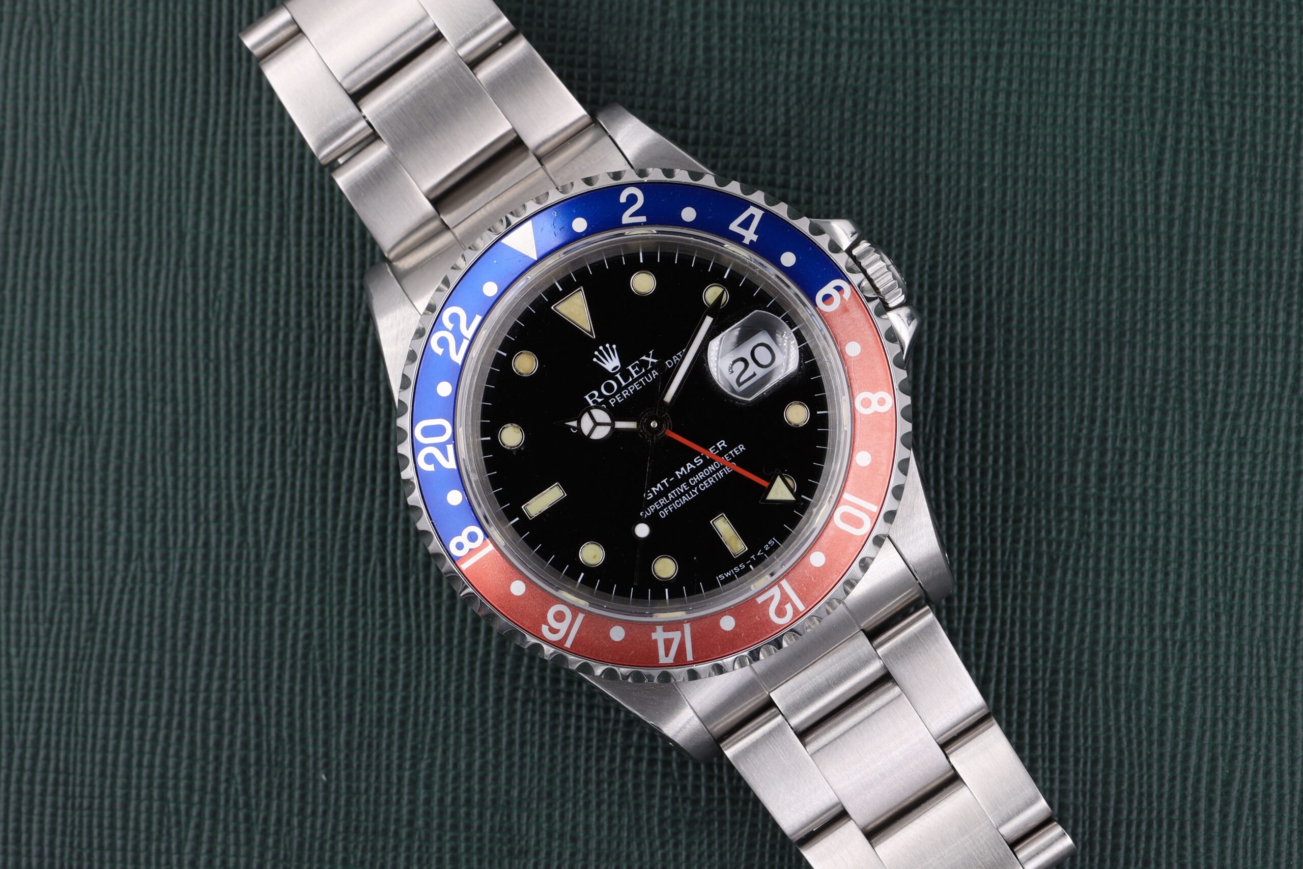 Rolex GMT-Master 16700 Nice Patina Faded Bezel 1992 Rolex GMT-Master 16700 Nice Patina Faded Bezel 1992